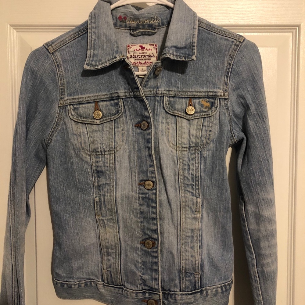 Abercrombie kids vintage jean jacket.